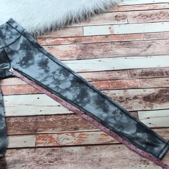 Athleta tiedye watercolor print leggings high rise‎ - Picture 5 of 5